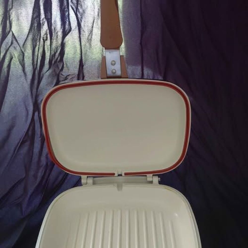 Cooks Companion double sided griddle - Picture 4 of 7